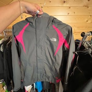 North face windbreaker rain jacket